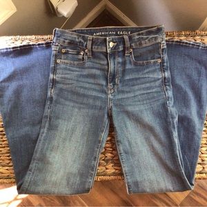 American Eagle Flare Jeans 4 Short